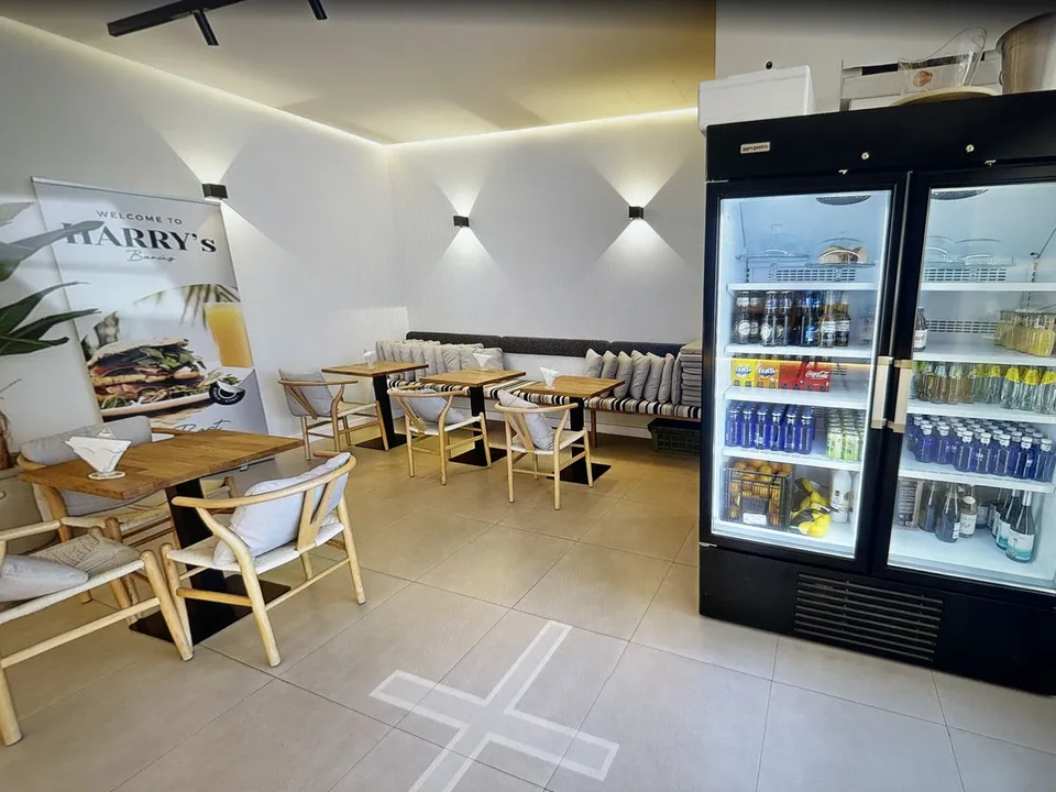 L'establiment comercial a Puerto Banus, Malaga - foto 5