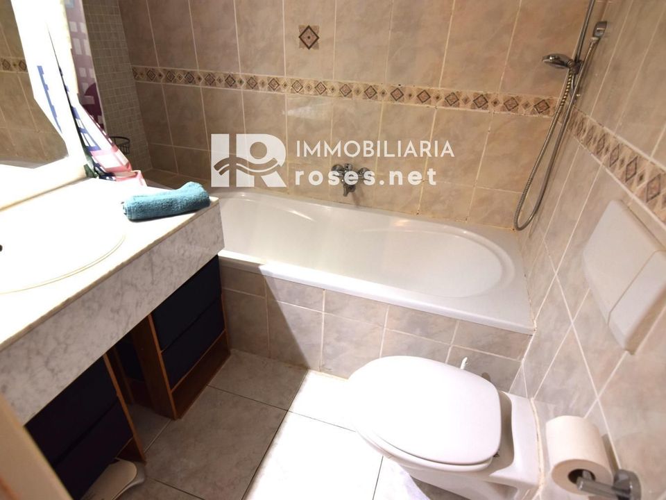 Lejlighed i Empuriabrava, Gerona - foto 3