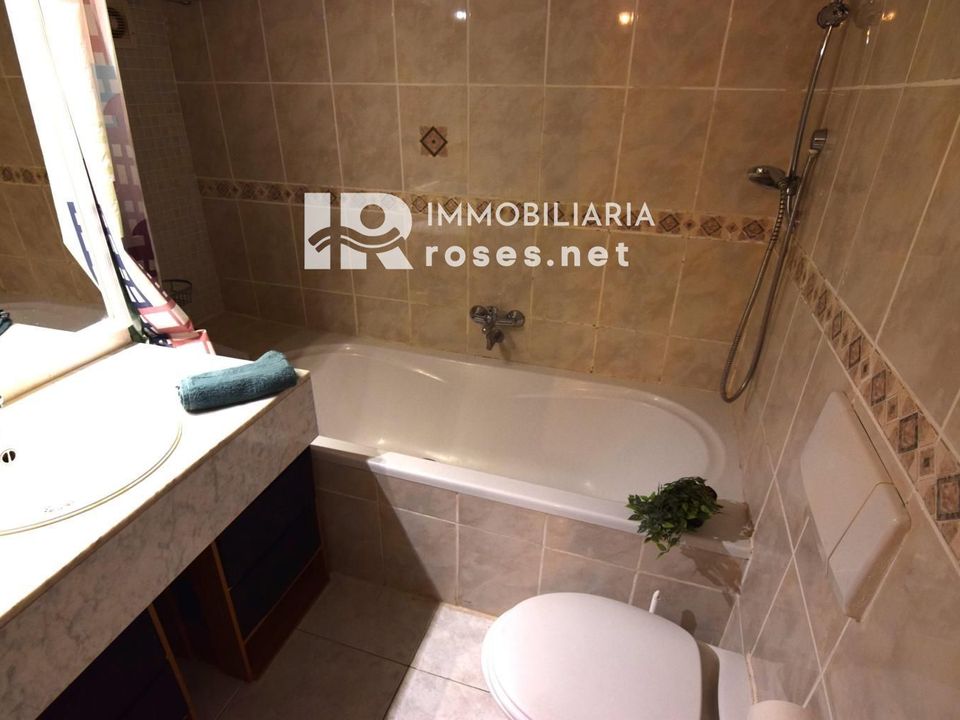 Lejlighed i Empuriabrava, Gerona - foto 4