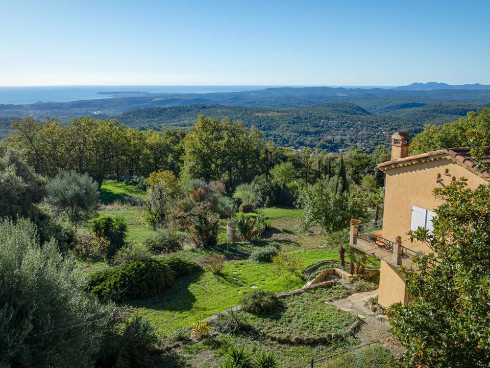 Villa in Vence, Alpes-Maritimes - foto 1