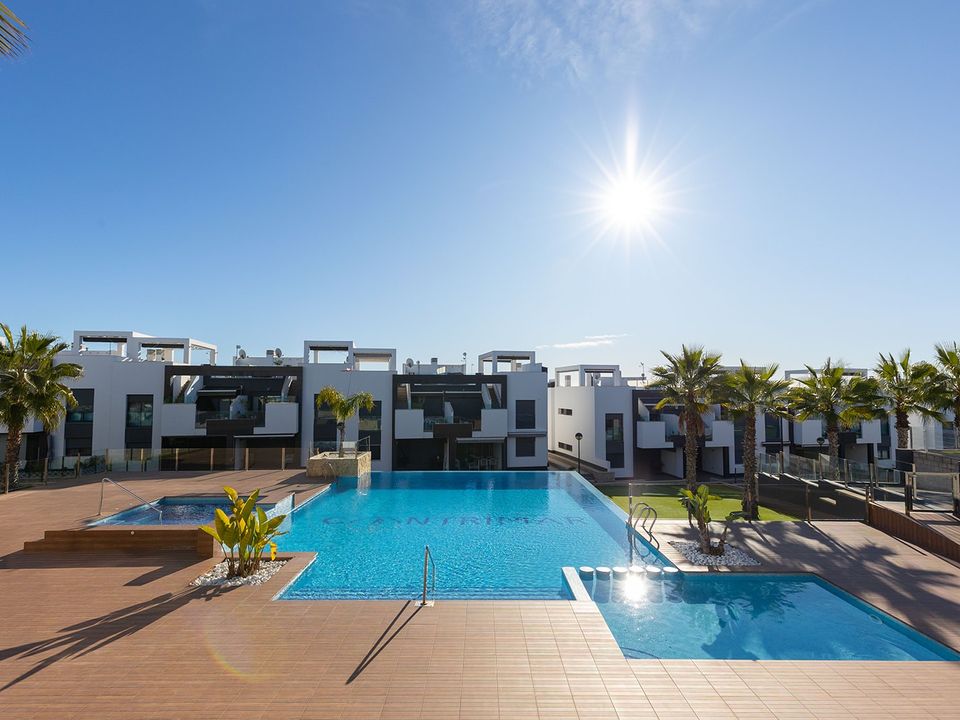 Lejlighed i Torrevieja, Alicante - foto 1