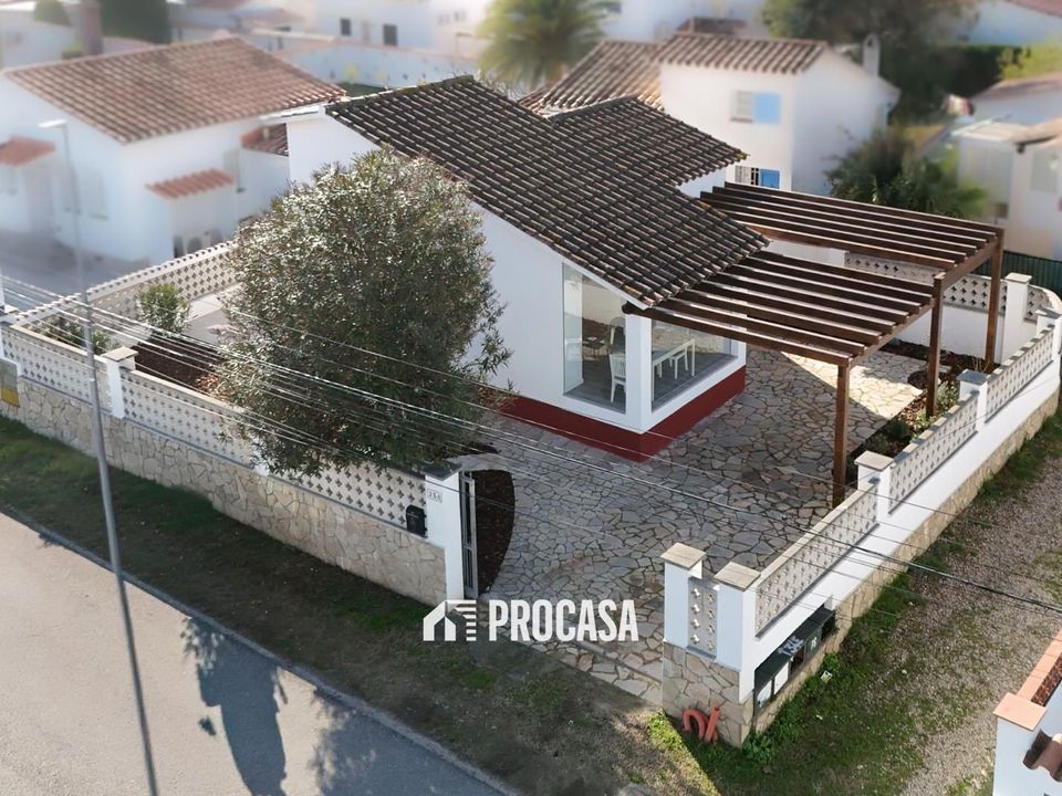 Villa i Empuriabrava, Gerona - foto 1