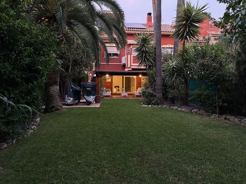 Casa de cidade em Atalaya Isdabe, Malaga - foto 3