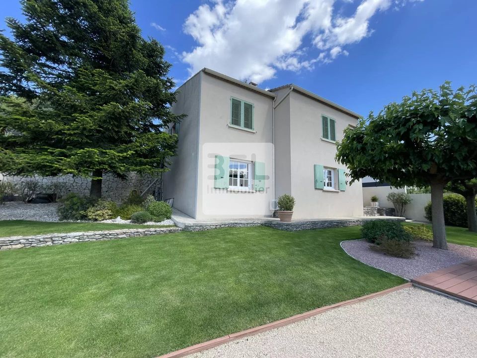 Villa i Bagnols-sur-Cèze, Gard - foto 1