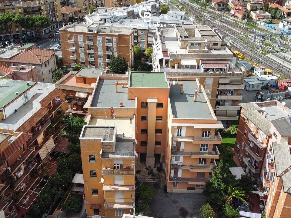 Erhvervsejendom i Ciampino, Rome - foto 2