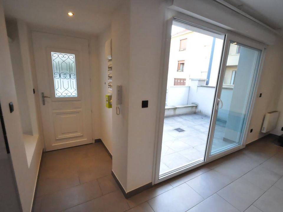 Lejlighed i Villeurbanne, Rhone - foto 4
