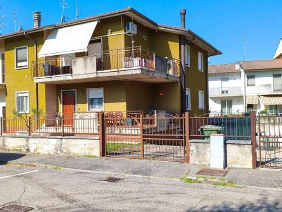Lejlighed i Villafranca di Verona, Verona - foto 3