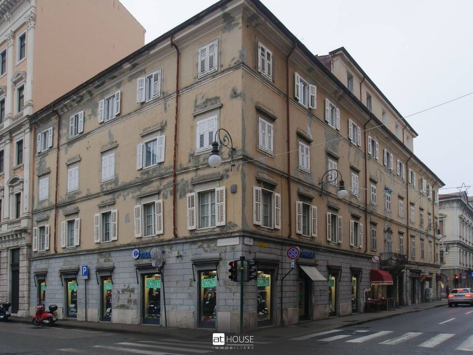 Erhvervsejendom i Trieste, Trieste - foto 1