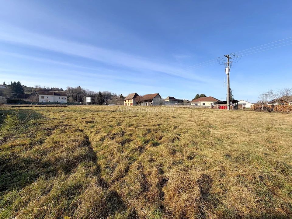 Helårsgrund i Les Avenieres Veyrins-Thuellin, Isere - foto 3