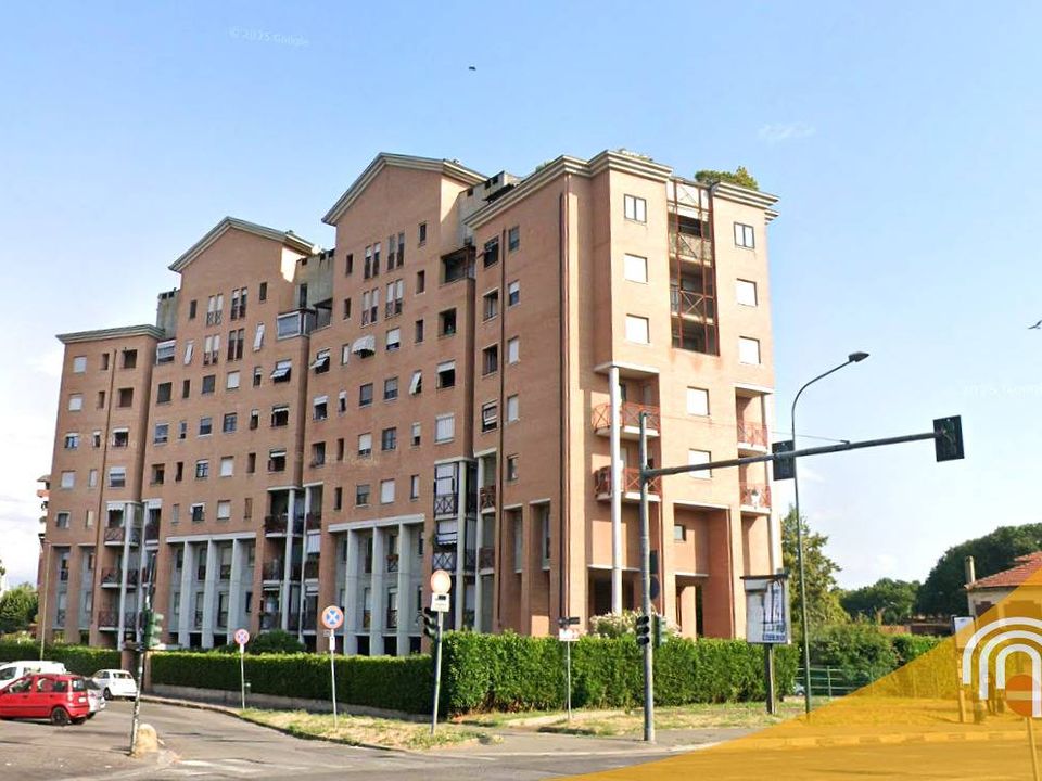 Parkeringsplads i Torino, Turin - foto 1
