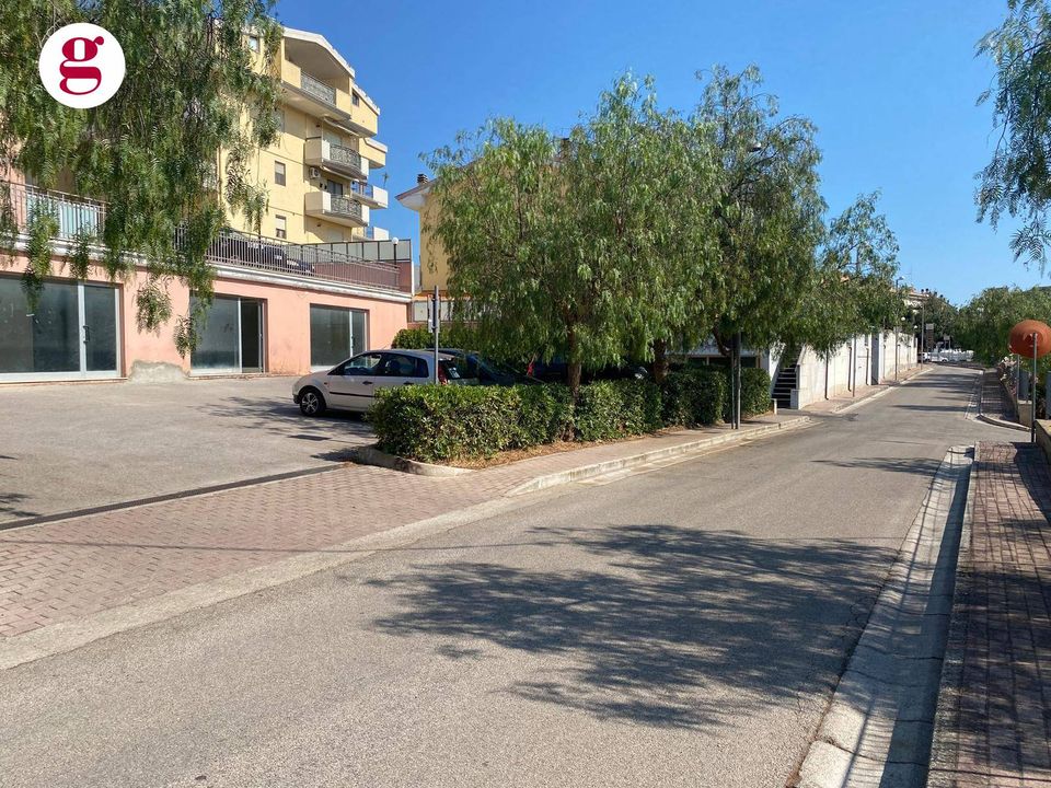 Erhvervsejendom i Vasto, Chieti - foto 4