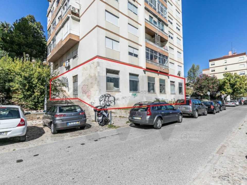 Erhvervsejendom i Odivelas, Lisbon - foto 1