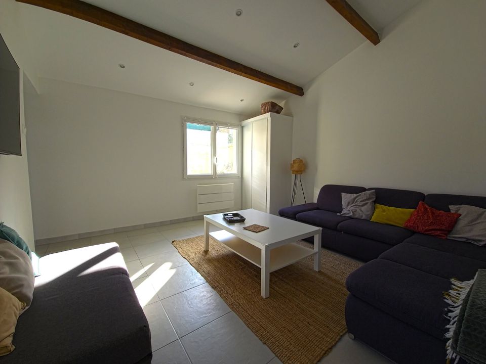 Villa i Aubagne en Provence, Bouches-du-Rhone - foto 3