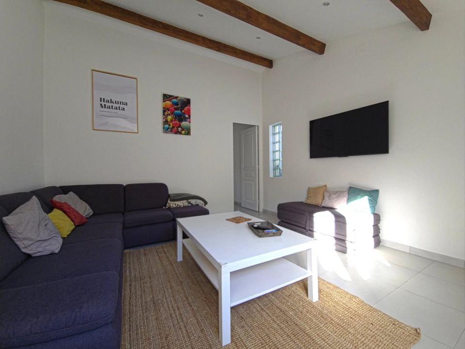 Villa i Aubagne en Provence, Bouches-du-Rhone - foto 4