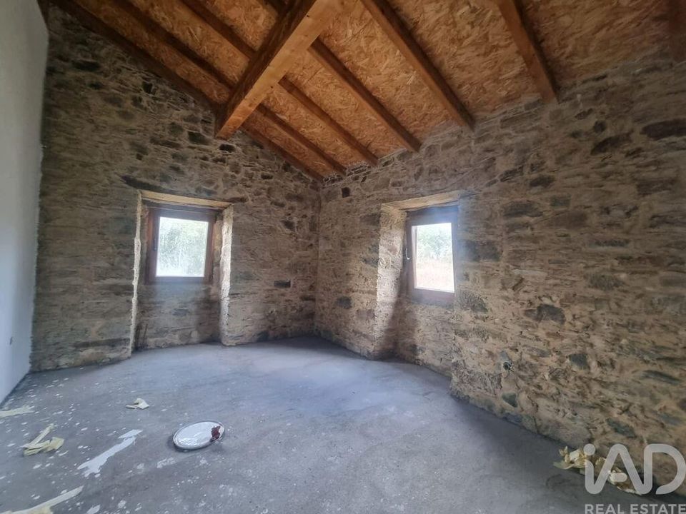 Byhus i Serta, Castelo Branco - foto 2