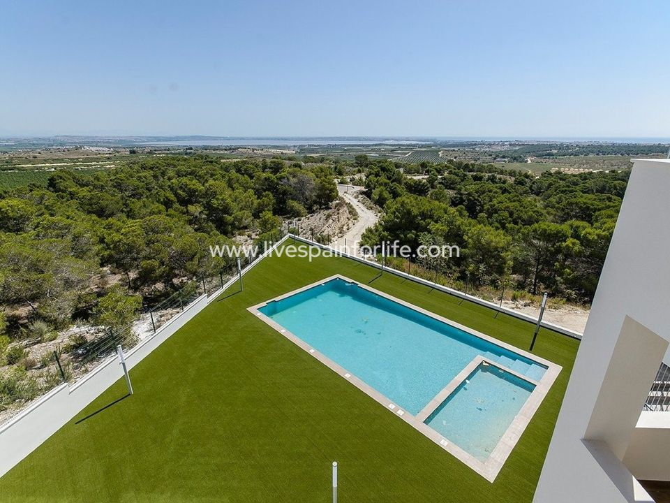 Bungalow i San Miguel De Salinas, Alicante - foto 1