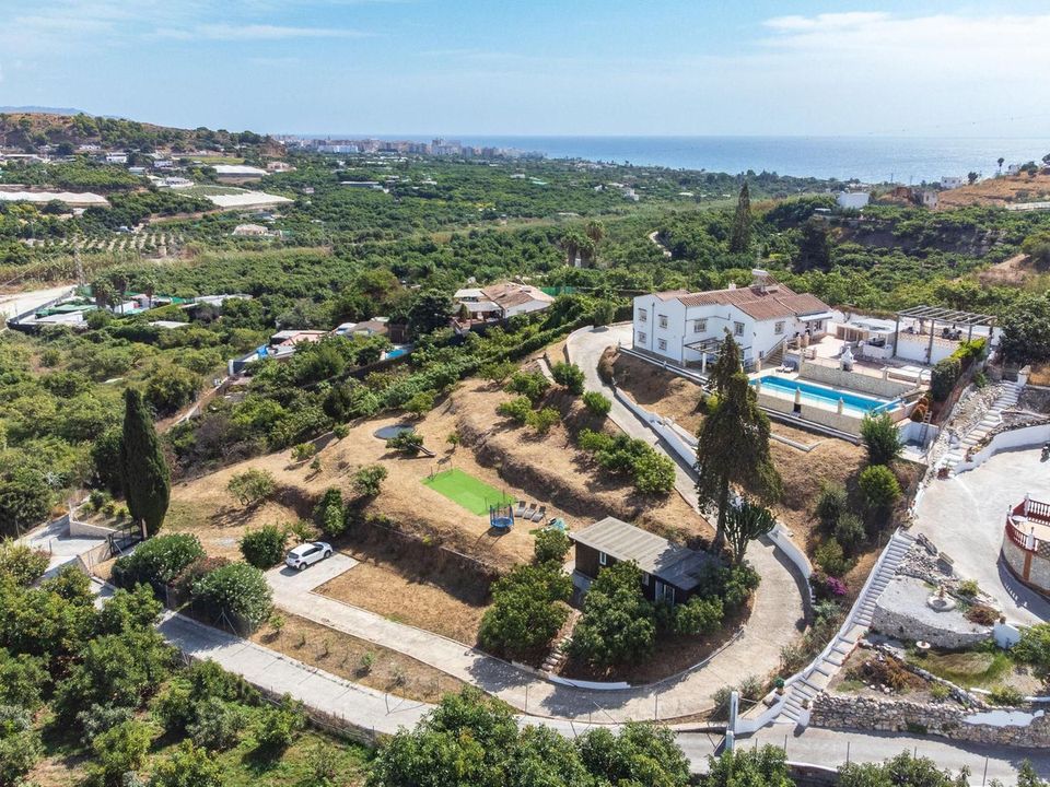 Villa i Nerja, Malaga - foto 1