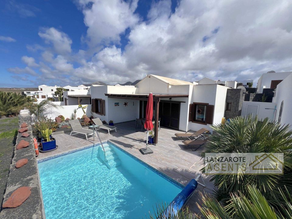 Villa i Playa Blanca (Yaiza), Lanzarote - foto 1
