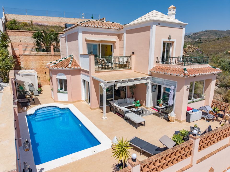 Villa i Torrox, Malaga - foto 1