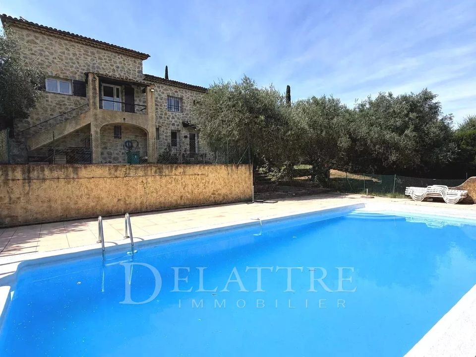 Villa i Le Rouret, Alpes-Maritimes - foto 1