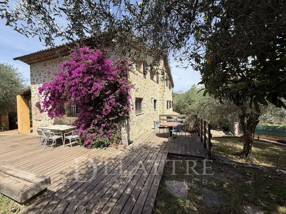 Villa i Le Rouret, Alpes-Maritimes - foto 2