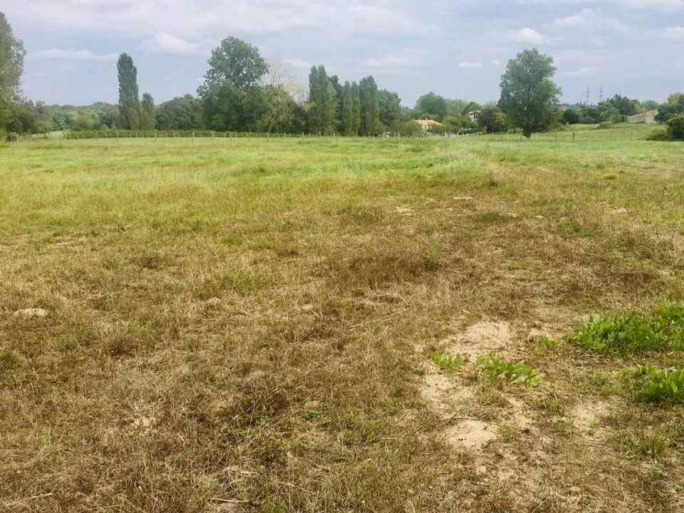 Helårsgrund i Saint-Andre-de-Cubzac, Gironde - foto 1