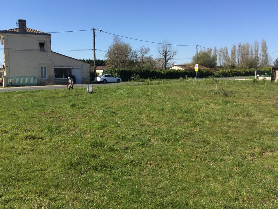 Helårsgrund i Ambarès-et-Lagrave, Gironde - foto 1