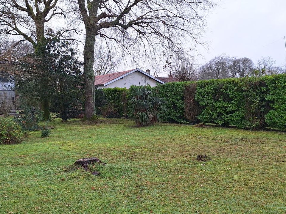 Helårsgrund i Pessac, Gironde - foto 1