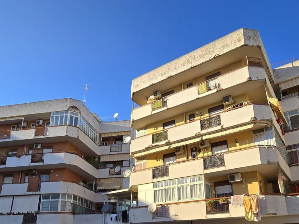 Apartamento en Messina, Messina - foto 2
