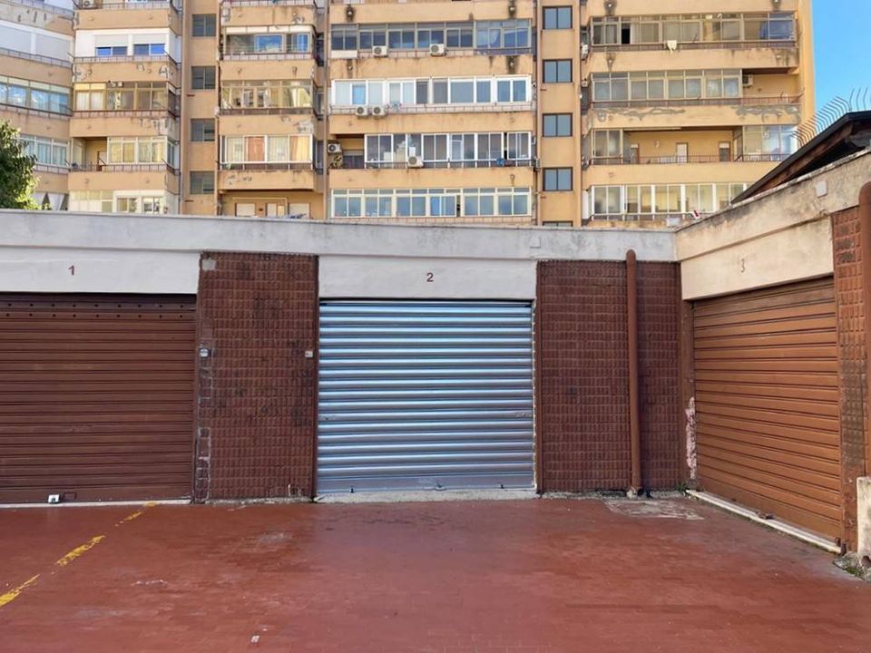 Parkeringsplads i Palermo, Palermo - foto 1