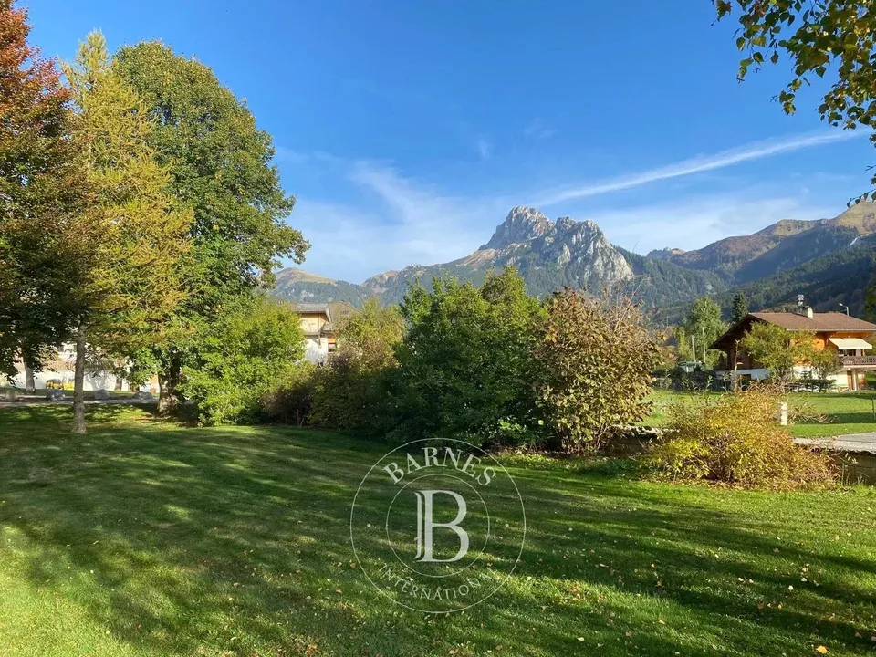 Helårsgrund i Bernex, Haute-Savoie - foto 1