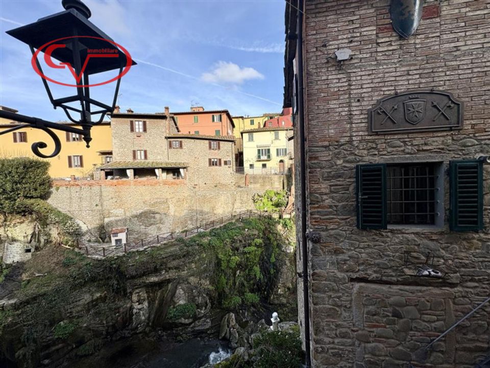 Lejlighed i Loro Ciuffenna, Arezzo - foto 1