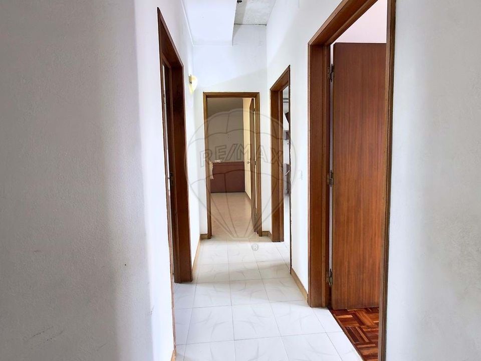 Commercial property in Palmela, Setubal - photo 4