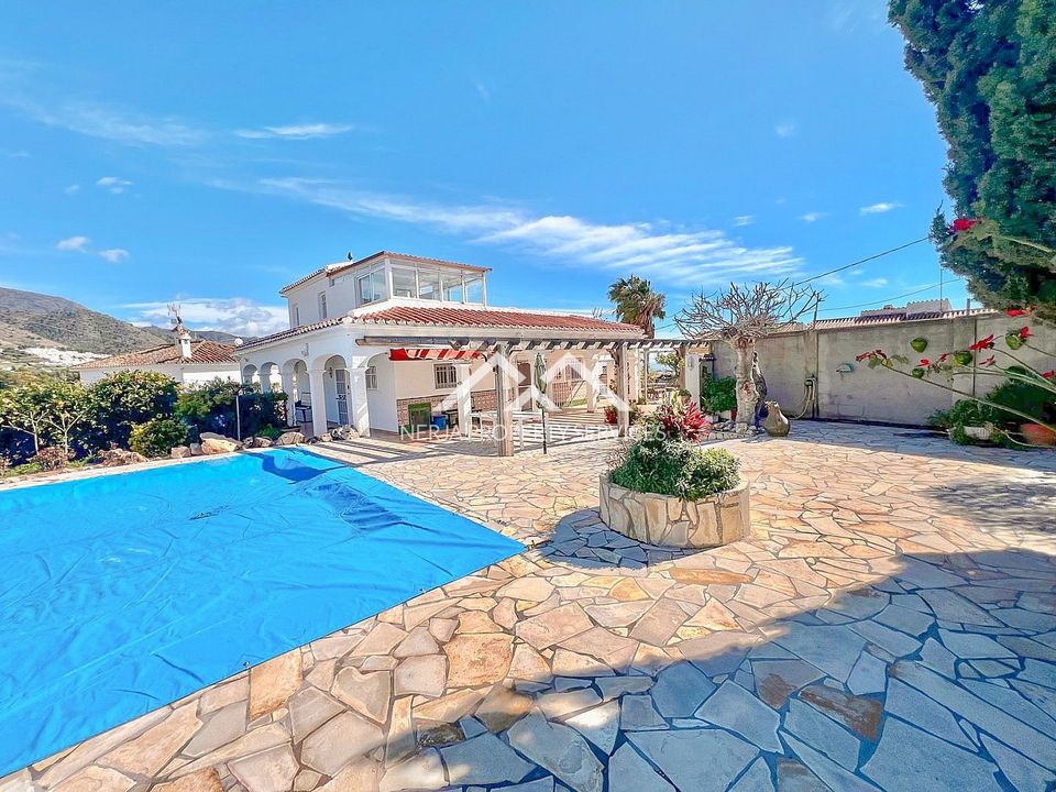 Villa i Nerja, Malaga - foto 2