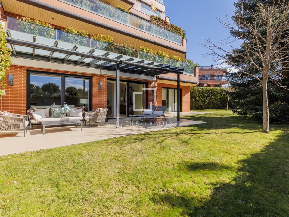 Lejlighed i Pozuelo De Alarcon, Madrid - foto 1