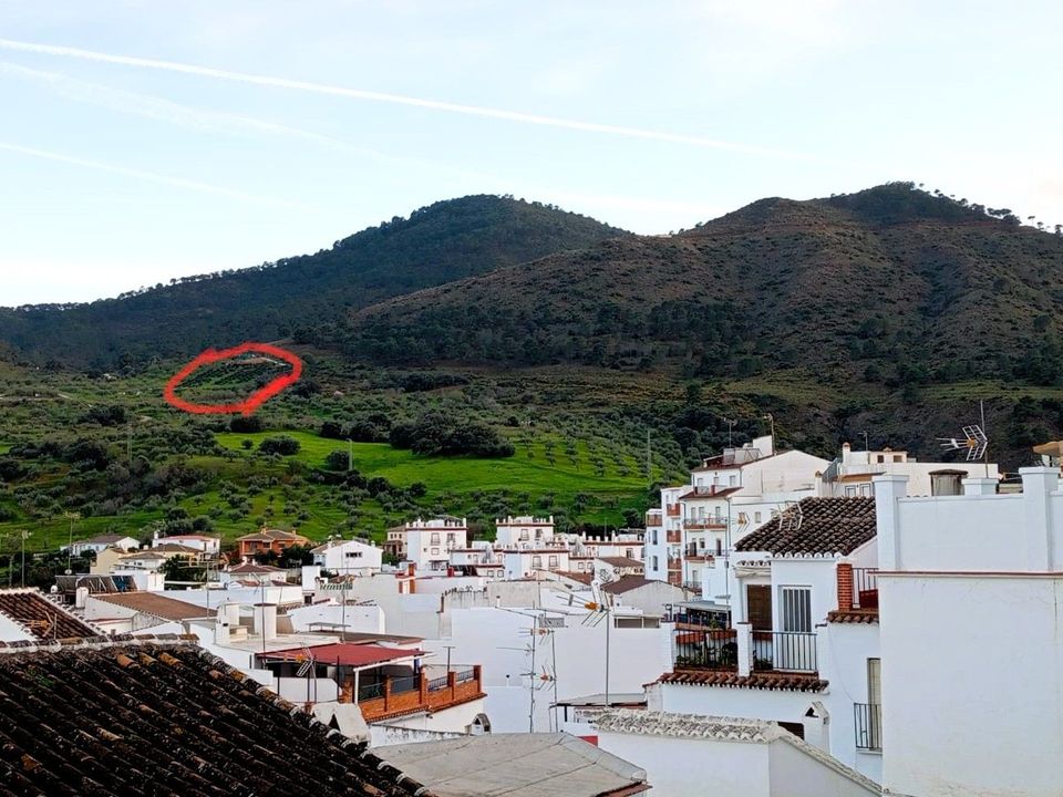 Helårsgrund i Tolox, Malaga - foto 1