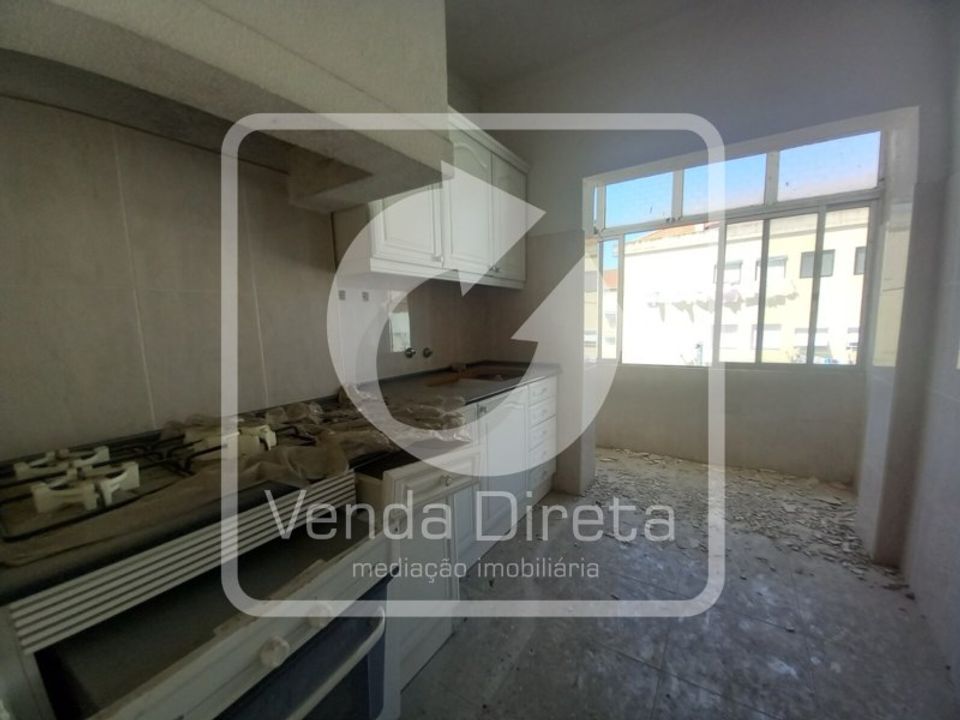 Lejlighed i Baixa da Banheira, Setubal - foto 1