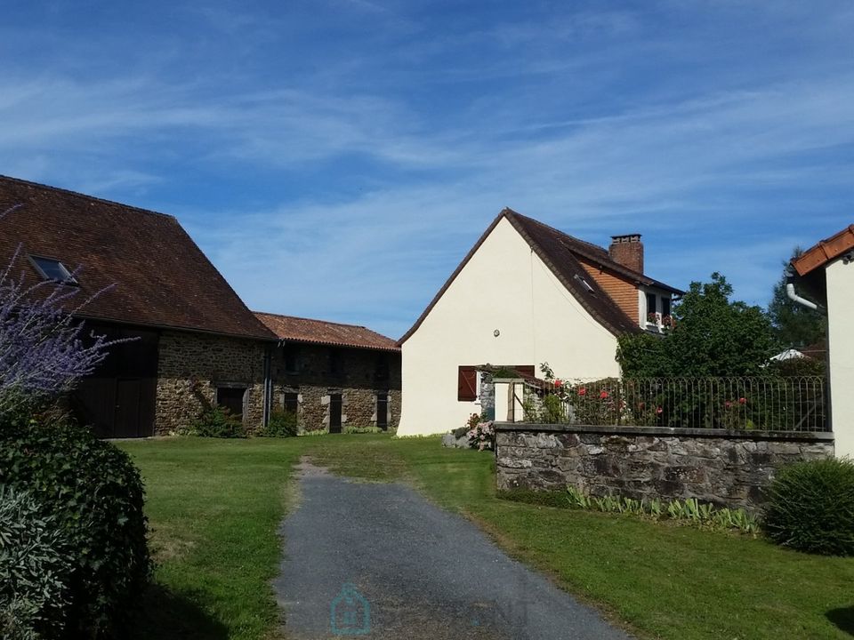 Gårdshus i Mialet, Dordogne - bilde 1