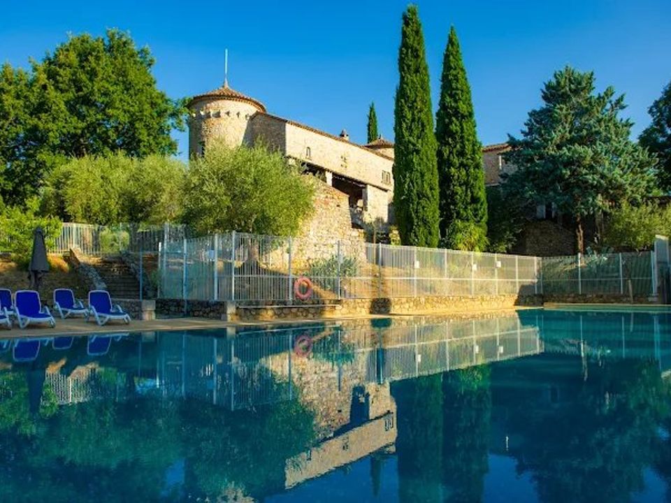 Erhvervsejendom i Berrias-et-Casteljau, Ardeche - foto 1