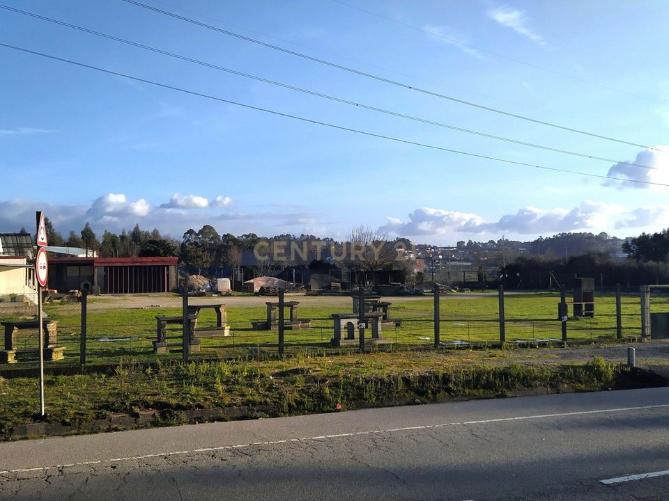 Helårsgrund i Pacos de Ferreira, Porto - foto 1