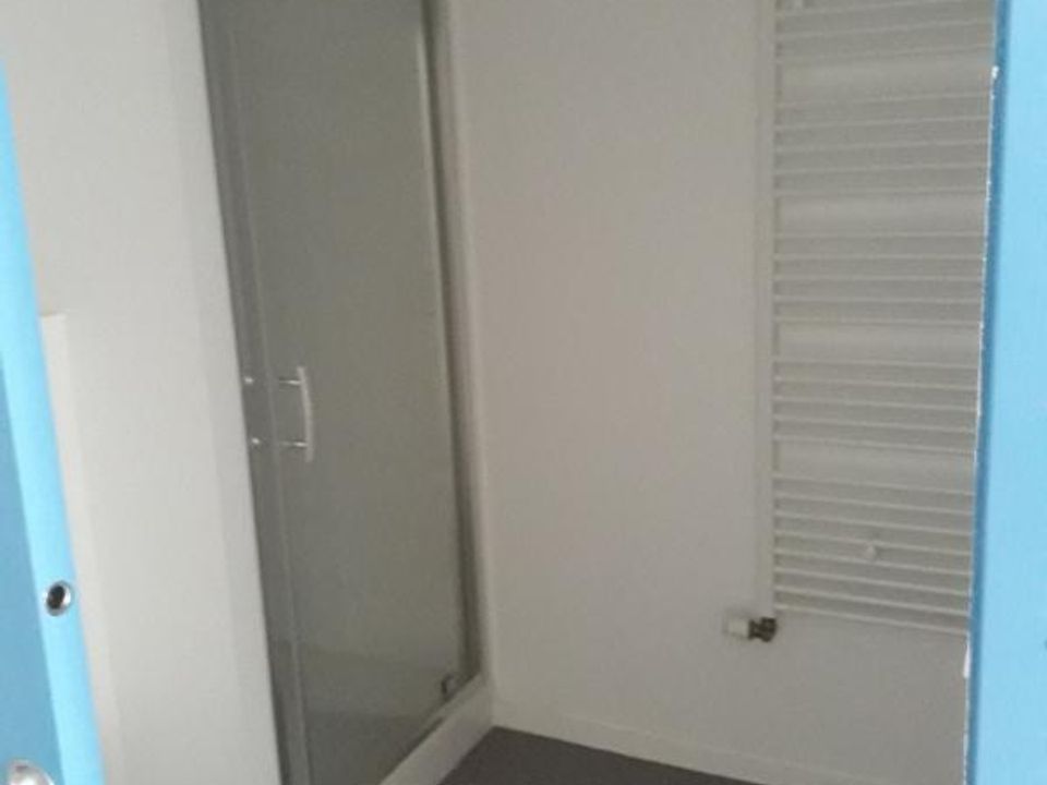 Apartment in Oyonnax, Ain - photo 4