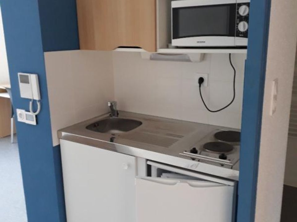Apartment in Oyonnax, Ain - photo 2