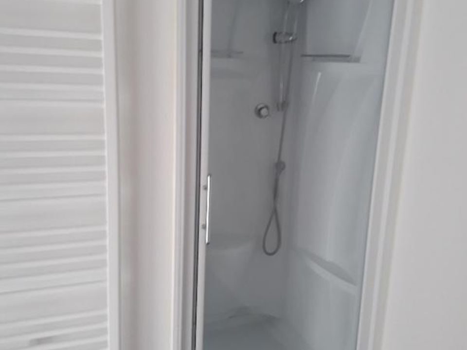 Apartment in Oyonnax, Ain - photo 2