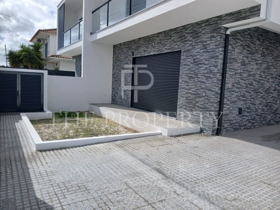 Byhus i Fernao Ferro, Setubal - foto 1