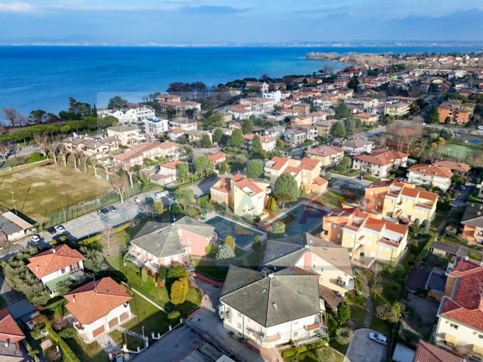 Lejlighed i Sirmione, Brescia - foto 2
