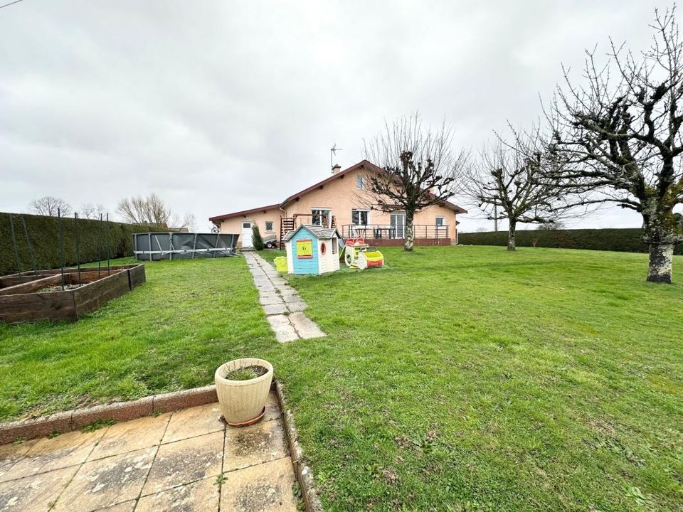 Herregård i Montrevel-en-Bresse, Ain - bilde 2