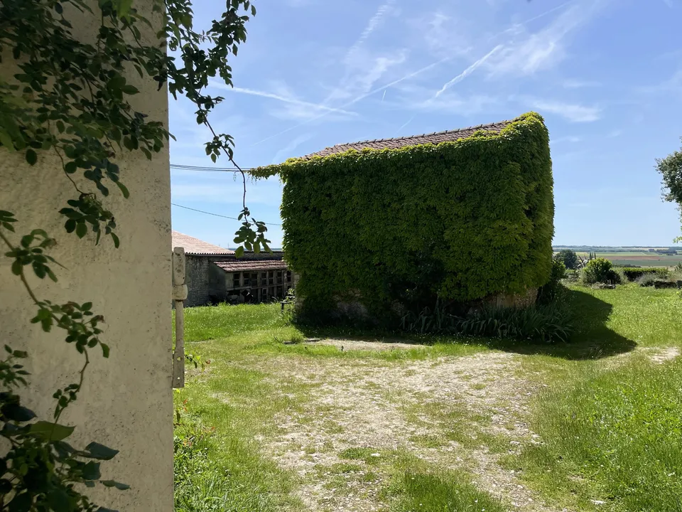 Villa i Fontaine-Chalendray, Charente-Maritime - foto 2