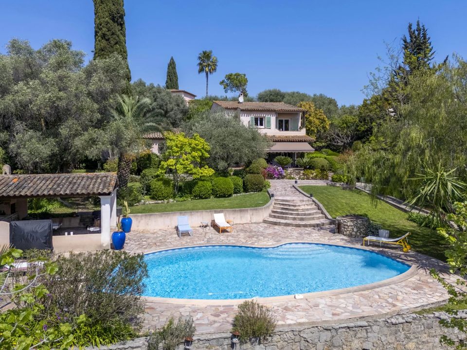 Villa a Mougins, Alpes-Maritimes - foto 1