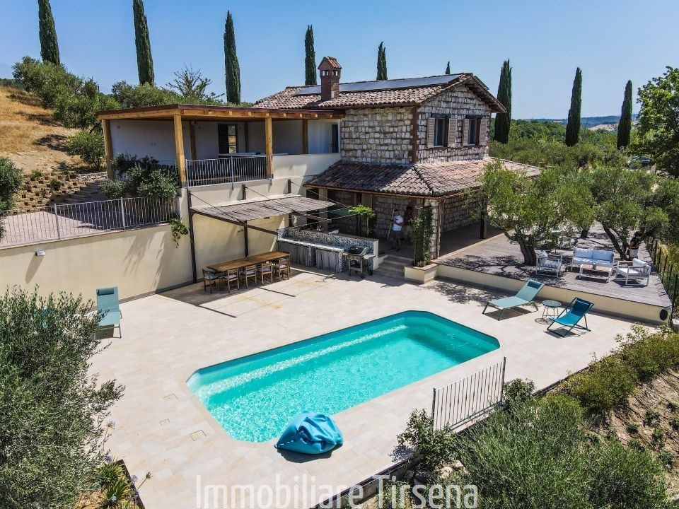 Farm hus i San Venanzo, Terni - foto 1