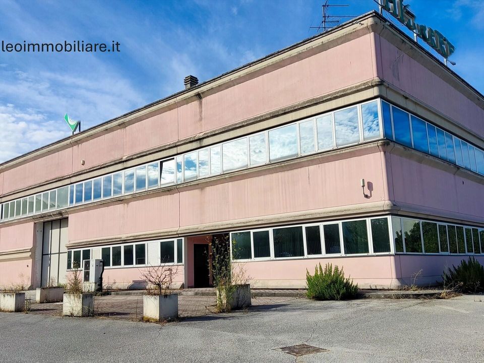Erhvervsejendom i Castelplanio, Ancona - foto 1